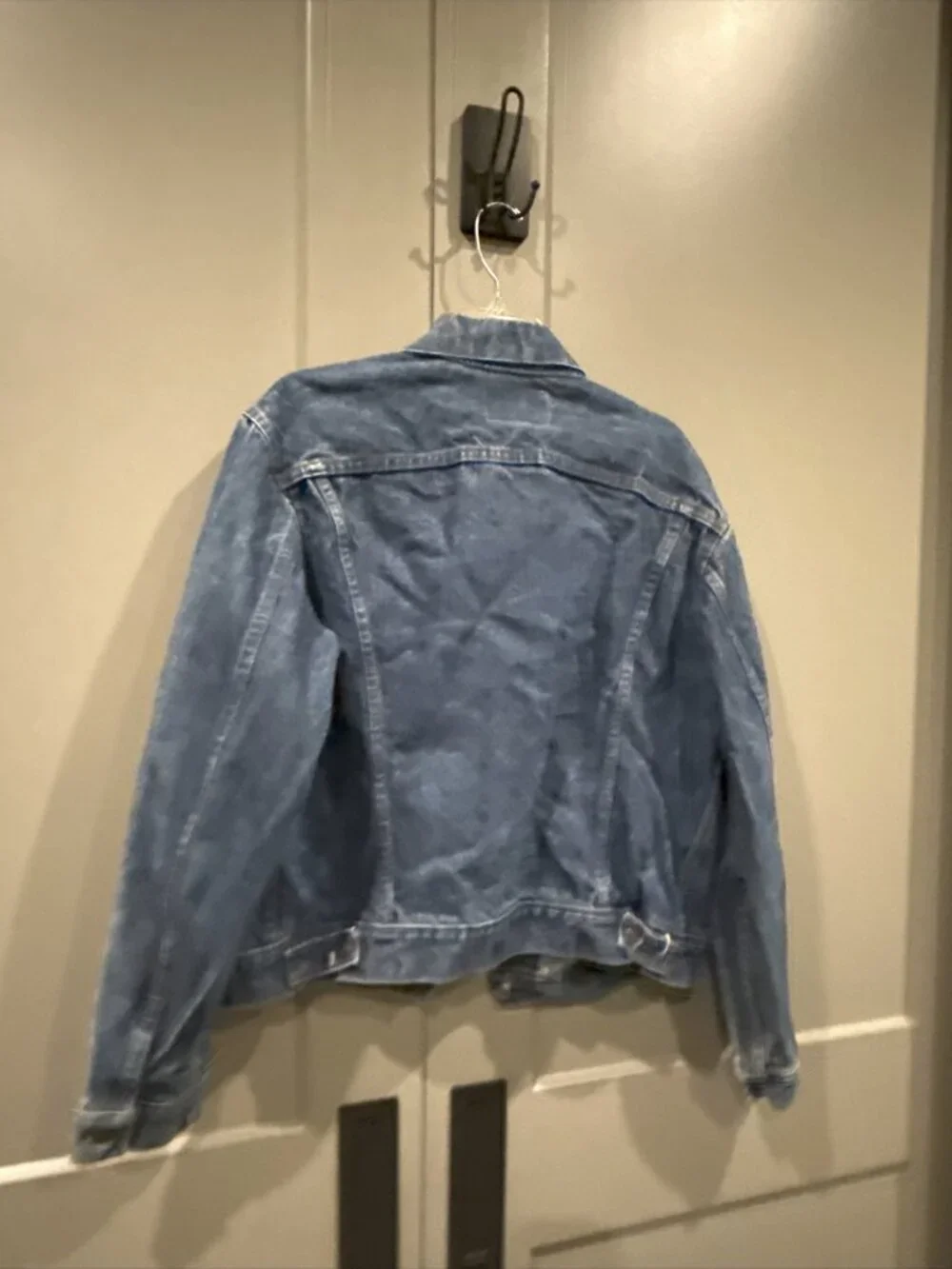 Vintage 1980s Levi’s 70506-0217 Men’s 42 Two Pocket Denim Jacket